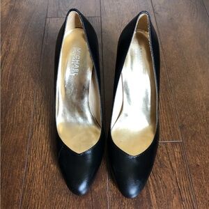 Michael Kors Leather Pumps Hees. 7.5